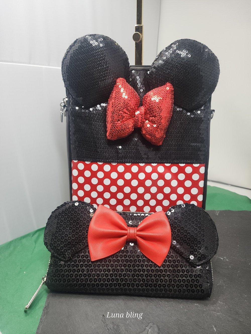 Sequin Minnie Ear Crossbody Bag & Lounge Fly Wallet Set - Black with Red Bow